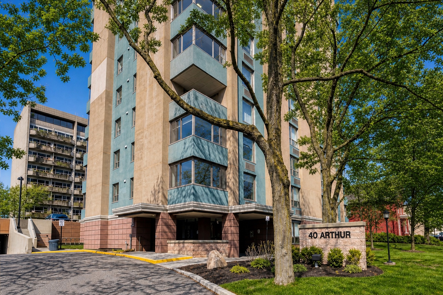 40 Arthur Street, Unit 703