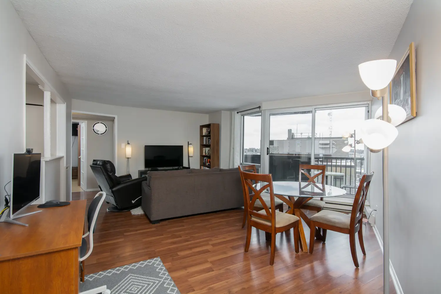 Living at 1380 Prince of Wales Drive, Unit 802 — photograph 9