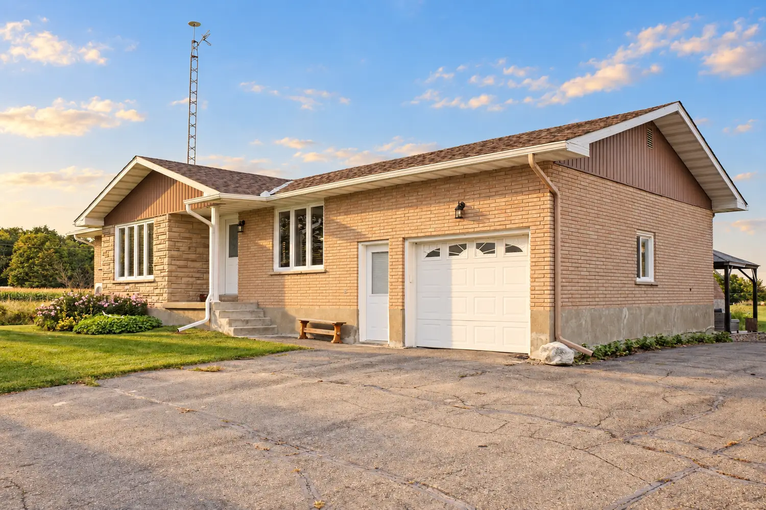 Exterior of 2883 Nolan Road