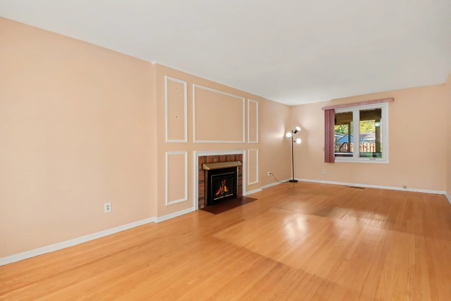 Living at 3030 Southmore Drive East