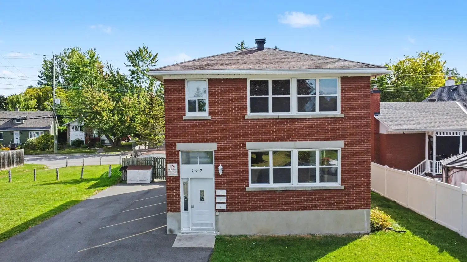 703 Morgan Street — photograph 1