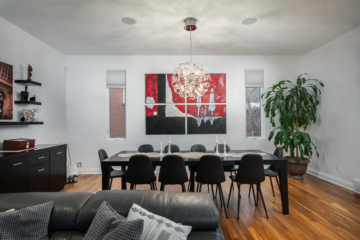 Living at 847 Walkley Road