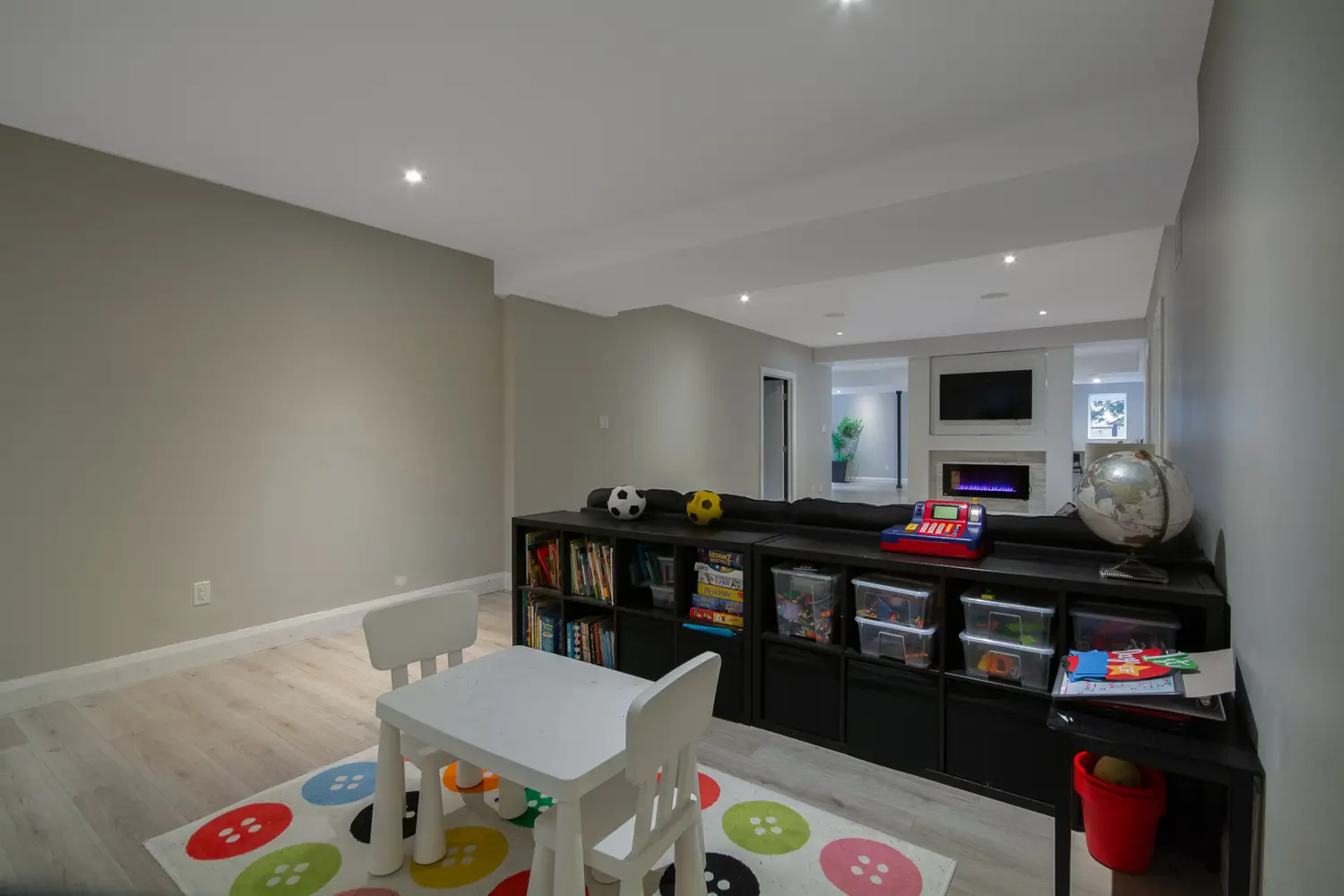 Living at 847 Walkley Road